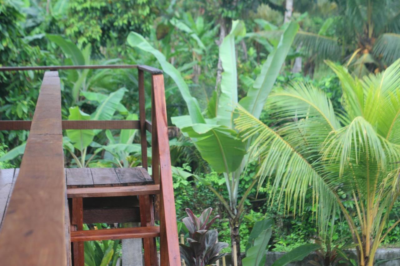 Jungle House - Surf & Stay Pulukan Buitenkant foto